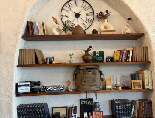 Premium Retail shelves| Sina Coffee House